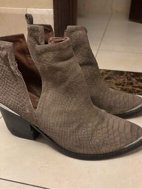 Jeffrey Campbell "Cromwell" Snake Embossed Suede Ankle Boots Sz.8